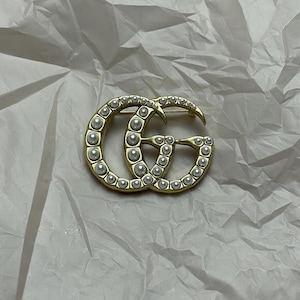 Wonderful Vintage Gucci Gold Brooch With Pearls Bent Pin