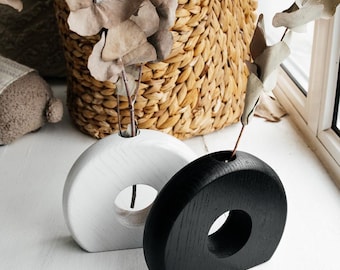 Minimalistisk munkvas i ek – Nordisk heminredning