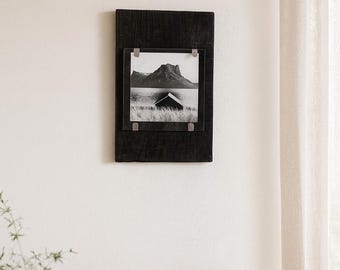 Marco de fotos de madera quemada con cristal / Soporte para fotos rústico minimalista