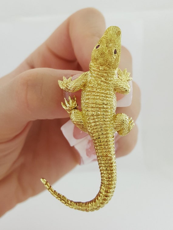 18k Yellow Gold 0.06 Ct Ruby Alligator Brooch Pin… - image 3