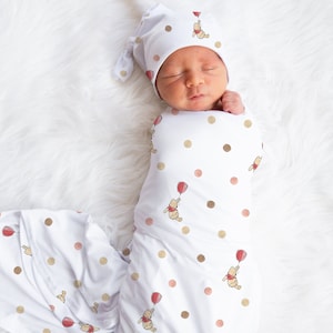 Swaddle Set Classic Winnie Pooh Coming Home Outfit Baby Blanket Pooh Newborn Gift Baby Shower Pooh Bear Red Balloon Delivery Blanket Custom