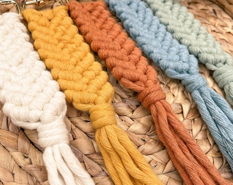 Macrame Mermaid Keychain, boho mermaid, key accessories, boho keyring, fishtail macrame, gift, bridesmaid, boho friend