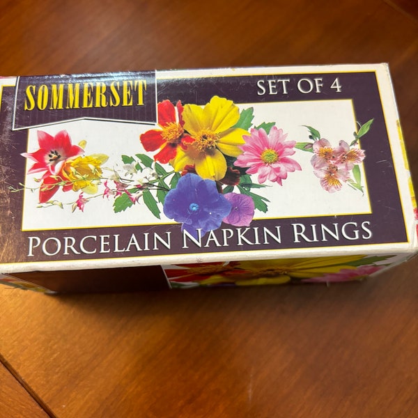 Vintage Sommerset Porcelain Napkin Rings Floral Set of 4 NIB