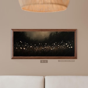 Cuadro imprimible de un prado amplio y oscuro con flores silvestres, póster panorámico de naturaleza melancólica, descarga instantánea, impresión artística digital de paisaje melancólico, GV6351