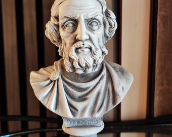 Homer bust sculpture