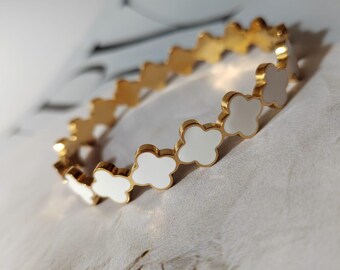 【BLACKPURPLE】Clover cubic bracelet Black Clover With Accent Cubic Spring Bangle Bracelet