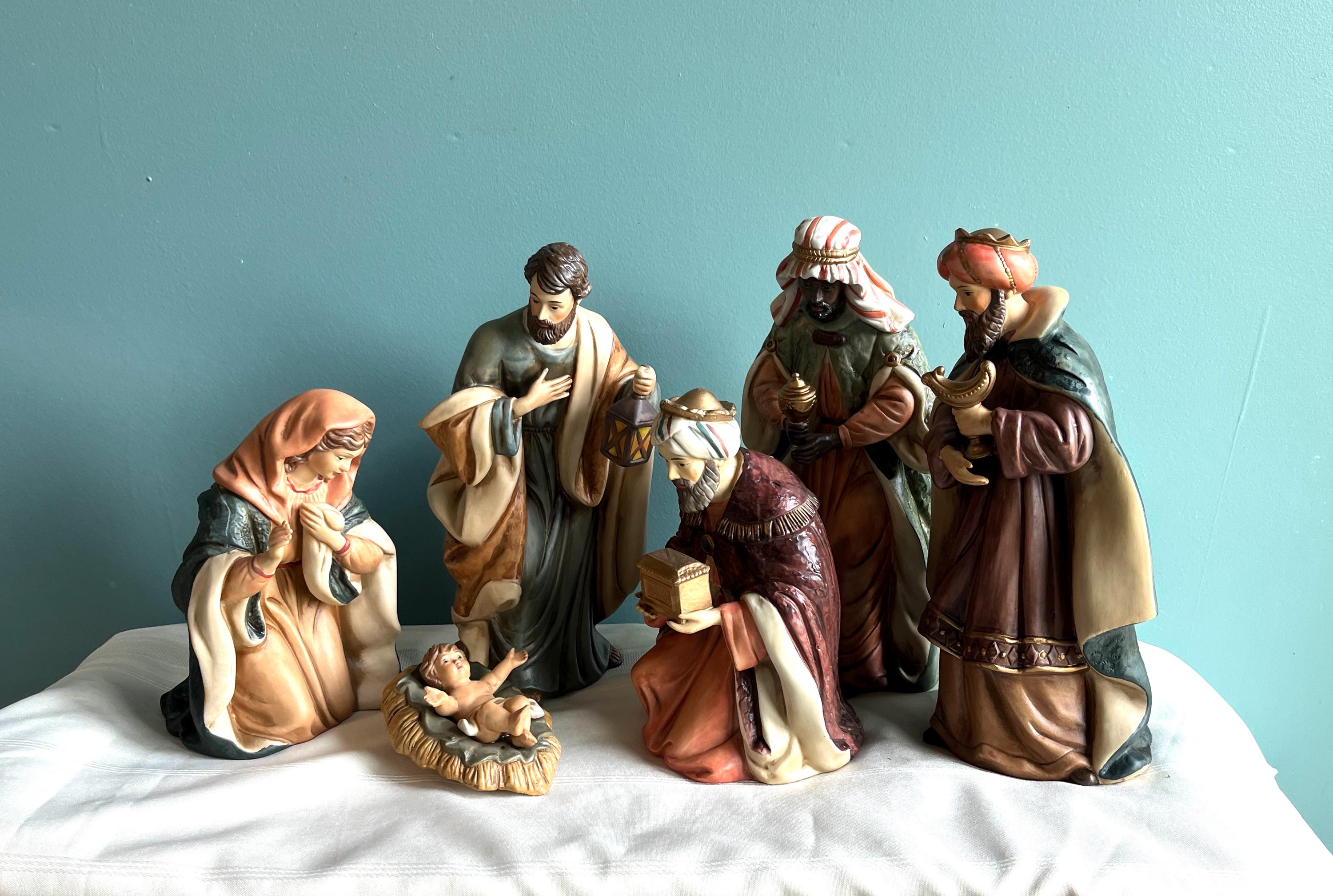 Porcelain Nativity - Etsy
