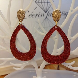 Boucles d'oreilles pendantes goutte rouge fine paillette