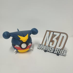 Garchomp Pokeball Display
