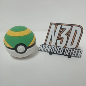 Nest Ball Display