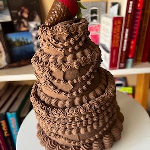 Chocolate Covered Strawberry Fake Cake box