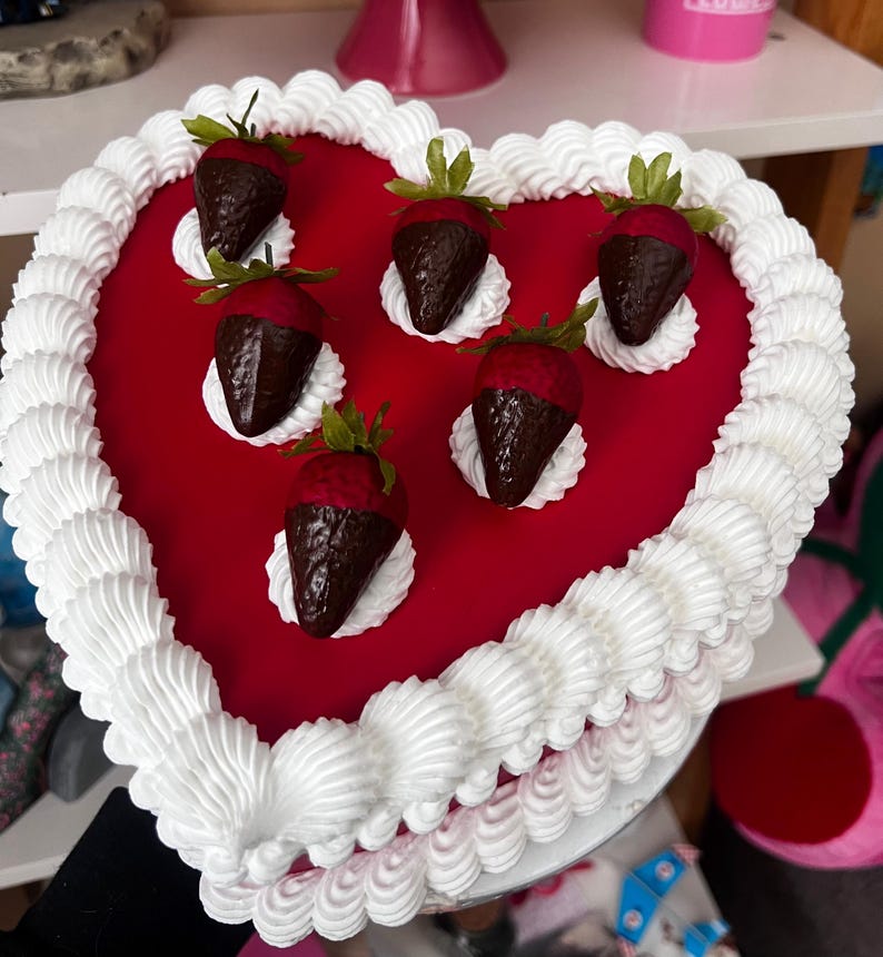 Chocolate Covered Strawberry Heart Cake Box - Etsy