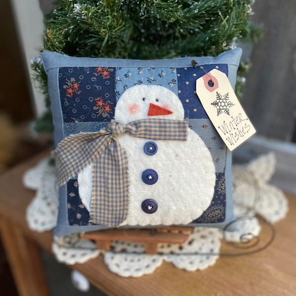 PDF * SNOWMAN PATTERN*  Snow Days-  Cyndy Fahey Designs - Christmas Holiday - Small Pillow - Primitive  - Winter - Bench Decor