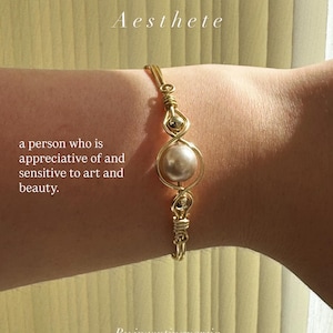 Handmade vintage stye Non-Tarnish Gold Wire Bracelet –Unique Minimalist Amulet