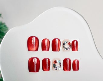 Red cat eye style nails, presson nails, cute nails, anime acrylic nail, kawaii nails. French tip, Star nails, press on nails short