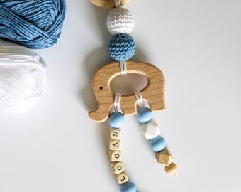 Babyrammelaar olifant ring roze of blauw