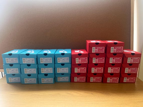 Personalised Mini Shoe Gift Box / Party Favours / Goodie Bag. Nike
