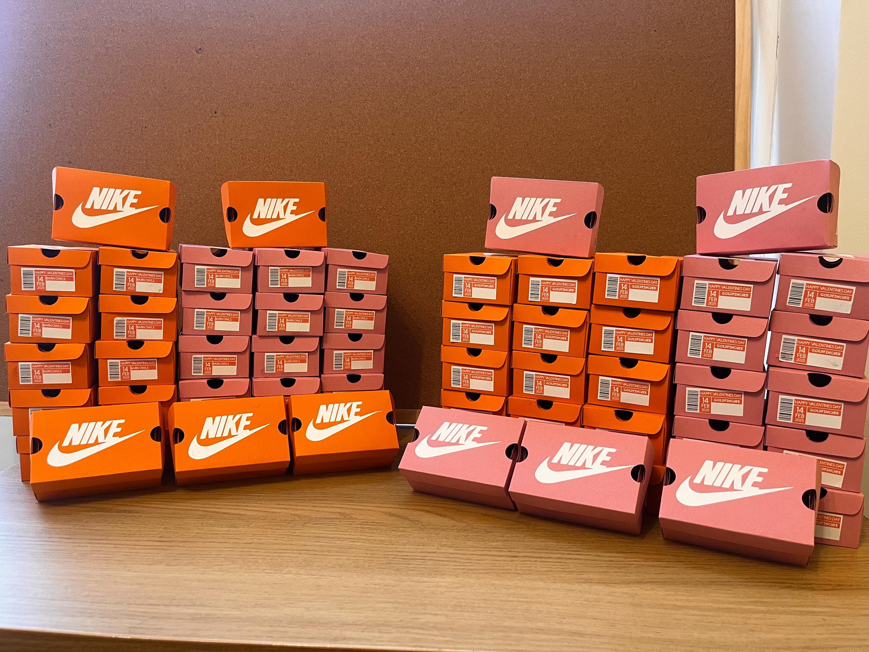 Personalised Mini Shoe Gift Box / Party Favours / Goodie Bag. Nike