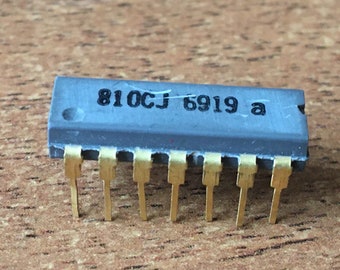 1969 RARE Integrated Circuit Vintage 14-pin Digital Microcircuit