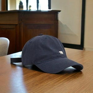 Berretto ricamato orso cartone animato simpatico cappello da baseball unisex da donna per abbigliamento casual, regalo perfetto per gli amanti degli animali Navy Blue