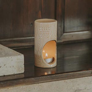 Handmade Moroccan ceramic aromatherapy censer with 12k gold accents, used as essential oil diffuser and candle warmer, decorative home décor burner gift for her.