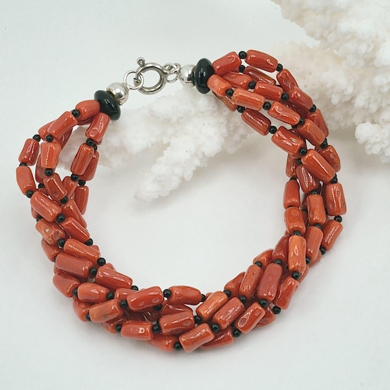 Red coral twisted bracelet