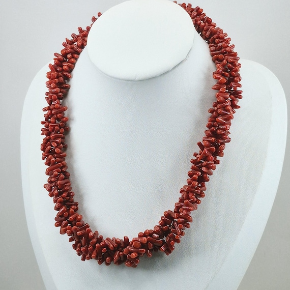 Torcion necklace in Mediterranean coral, 3 strands of coral logs, 925 silver, Italian craftsmanship