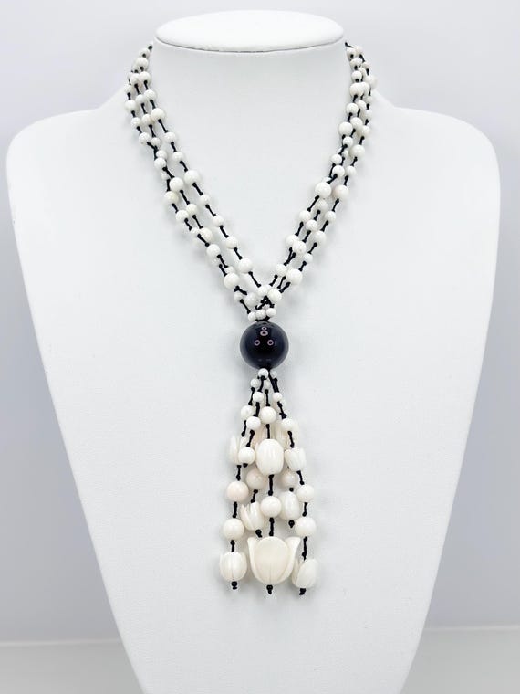 Hand-engraved white coral necklace, 925 silver clasp, tulip engraving, Italian craftsmanship