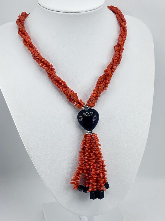 3-strand necklace in Mediterranean Sea CORAL with natural onyx heart and 925 SILVER clasp and