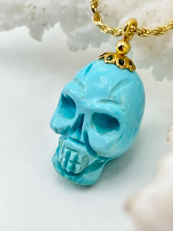 “Skull” pendant in stabilized TURQUOISE from Arizona and gold-plated 925 SILVER clasp