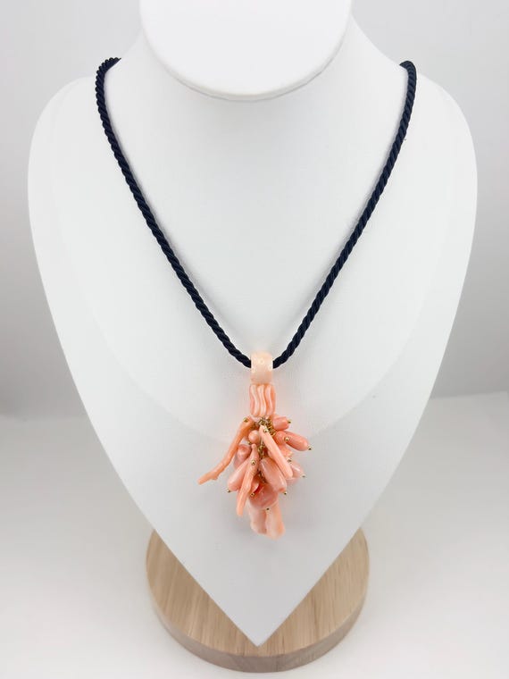 Pendant with tuft of pink coral from Asian seas, 925 silver plated in gold