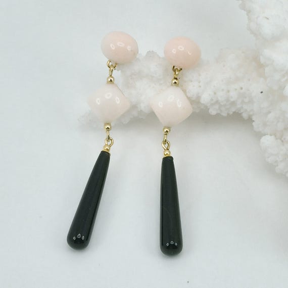 Pink coral and natural black onyx earrings, gold-plated 925 silver.