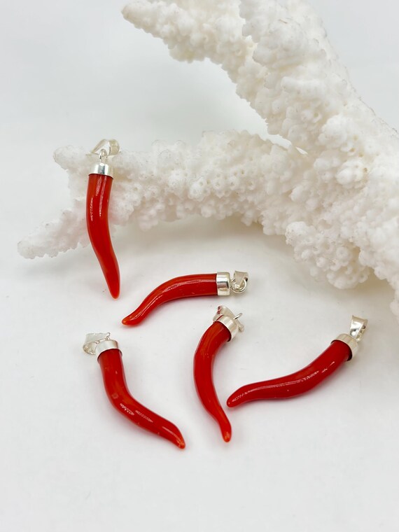 Horn in Mediterranean Coral and 925 Silver