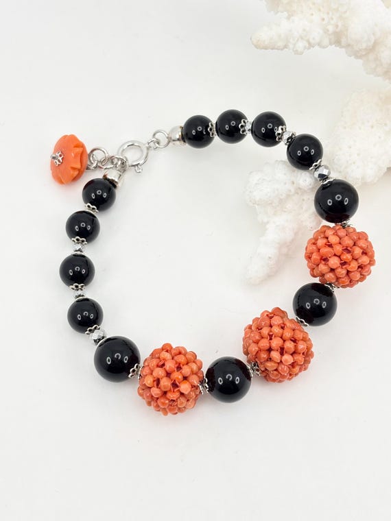 Sciacca CORAL bracelet with natural black ONYX spheres and grey faceted hematite, 925 silver clasp