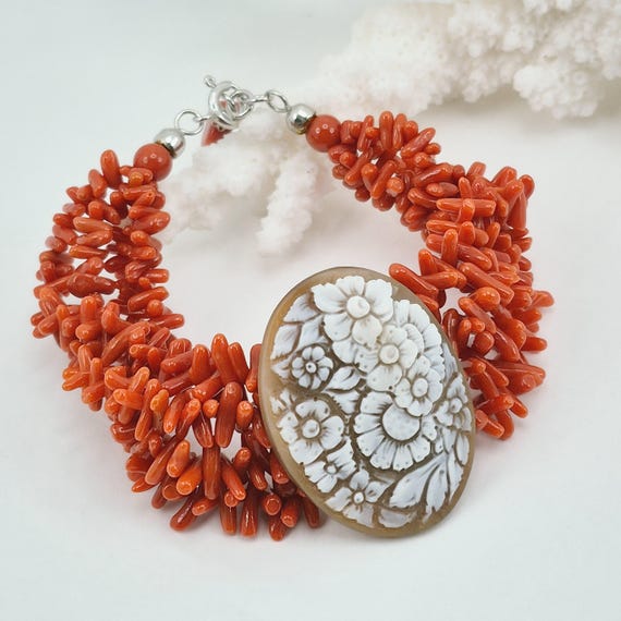 Mediterranean coral bracelet with floral cameo engraved on a Cassis Madagascariensis shell, 925 silver, handcrafted jewelry
