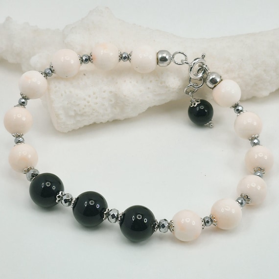 Pink coral and onyx bracelet, 8.80 mm coral beads, 925 silver, Italian craftsmanship