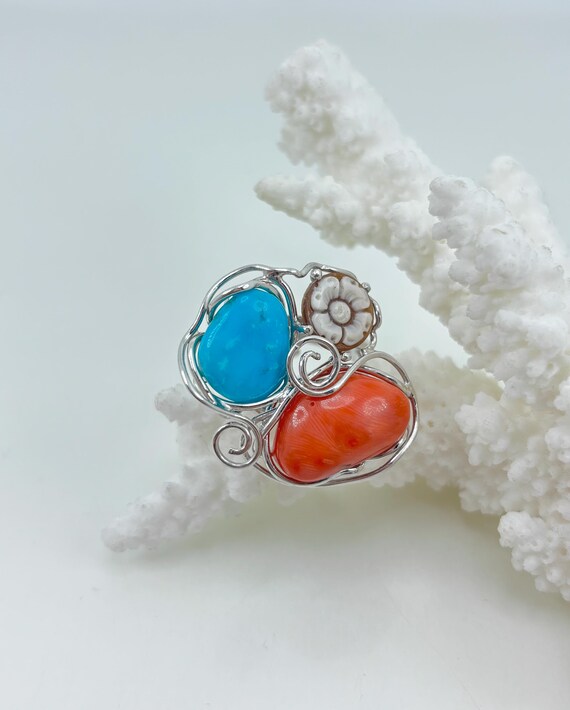 Multi-stone ring with natural shapes of natural red CORAL and natural TURQUOISE and CAMEO engraved on shell with 925 silver