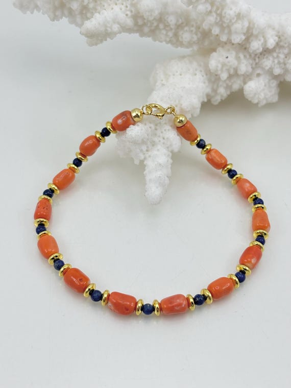 Bracelet in Cerasuolo CORAL from the Seas of Japan, spheres in LAPIS LAZULI with clasp in 925 gold-plated SILVER