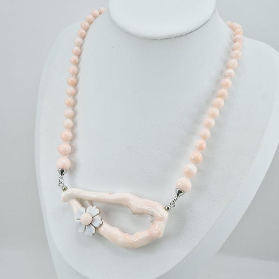 Pink coral necklace, spectacular natural closed shape always in pink coral, originating from the Asian seas, Italian craftsmanship