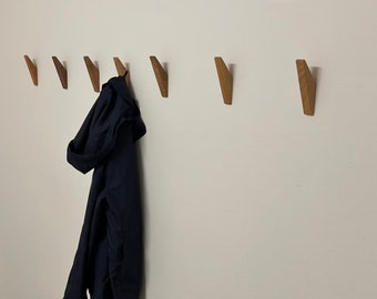 Ganci da parete in rovere, ganci da parete decorativi, ganci da parete, decorazioni da parete, organizer per ingresso, arte da parete, contenitori da parete in legno, ganci appendiabiti, regalo per la casa,
