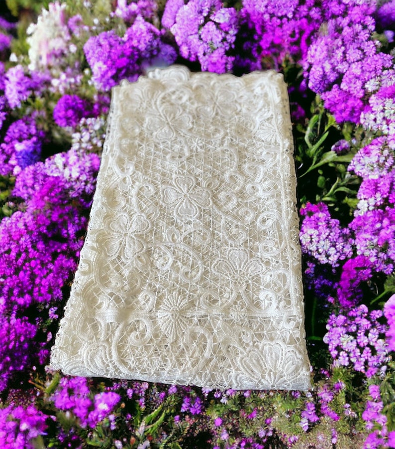 Venetian Lace TableCloth, discover elegance. zdjęcie 6