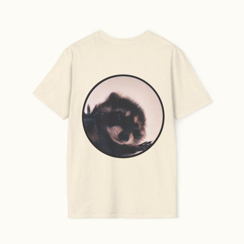 Pedro Raccoon Meme Unisex T-Shirt, Comfy Animal Tee, Viral Raccoon Face Apparel, Perfect Gift Urban Wildlife Fans, Popular Meme Fashion zdjęcie 9