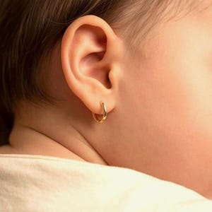 925 Sterling Silver Rose Gold Huggie Hoop Earring for Kids, Tiny Hoop for Toddler with Sensitive Ear, Girl Jewelry, Baby Shower Gift