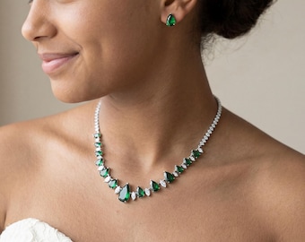 Beautiful Emerald Bridal Jewelry Set, Silver Wedding Necklace for Brides, Bridesmaid, Wedding Guest Jewelry Set, Anniversary, Birthday Gift