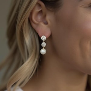 Pendientes de novia con perla dorada, pendientes colgantes de oro para invitadas de fiesta, pendientes de dama de honor, pendientes de perla de noche para novias, regalo de joyería para ella