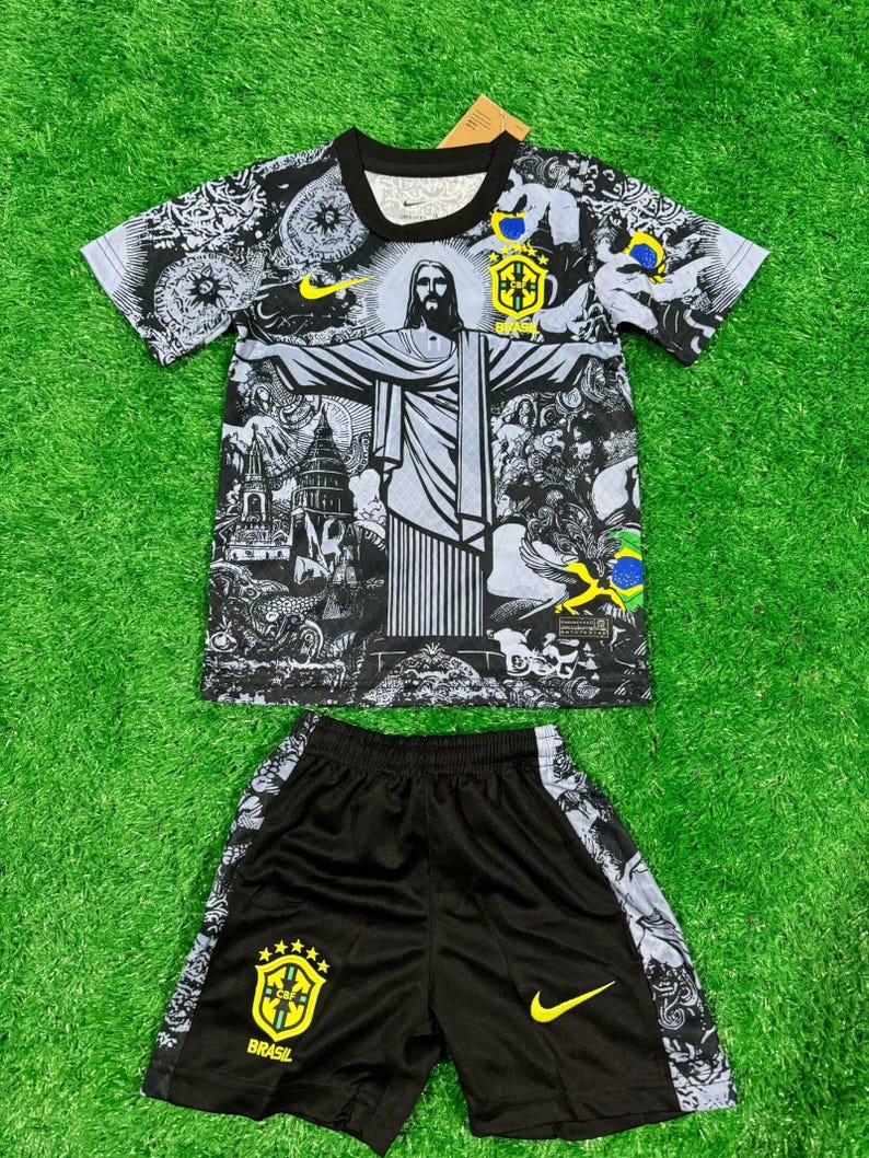 Kids Brazil Jesus Christ the Redeemer Football Kit shirt/shorts All