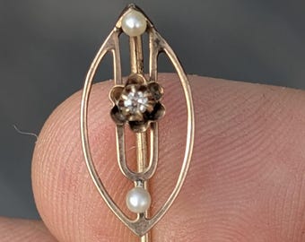 14k yellow gold vintage stickpin with diamond