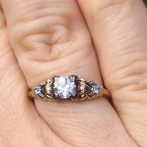 Vintage Diamond Ring with Transitional Diamond (bright!) in 14k yellow gold - perfect for engagement!