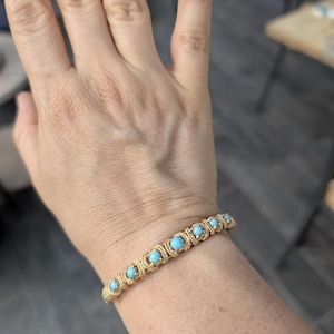 Gorgeous 14k vintage bangle with turquoise, with engraved and rope details