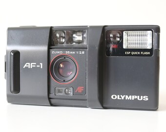 Olympus AF-1, same lens as MJU II  | 35mm f/2.8 lens - film tested and fully working Compact, Point and Shoot Gift idea  35mm film camera